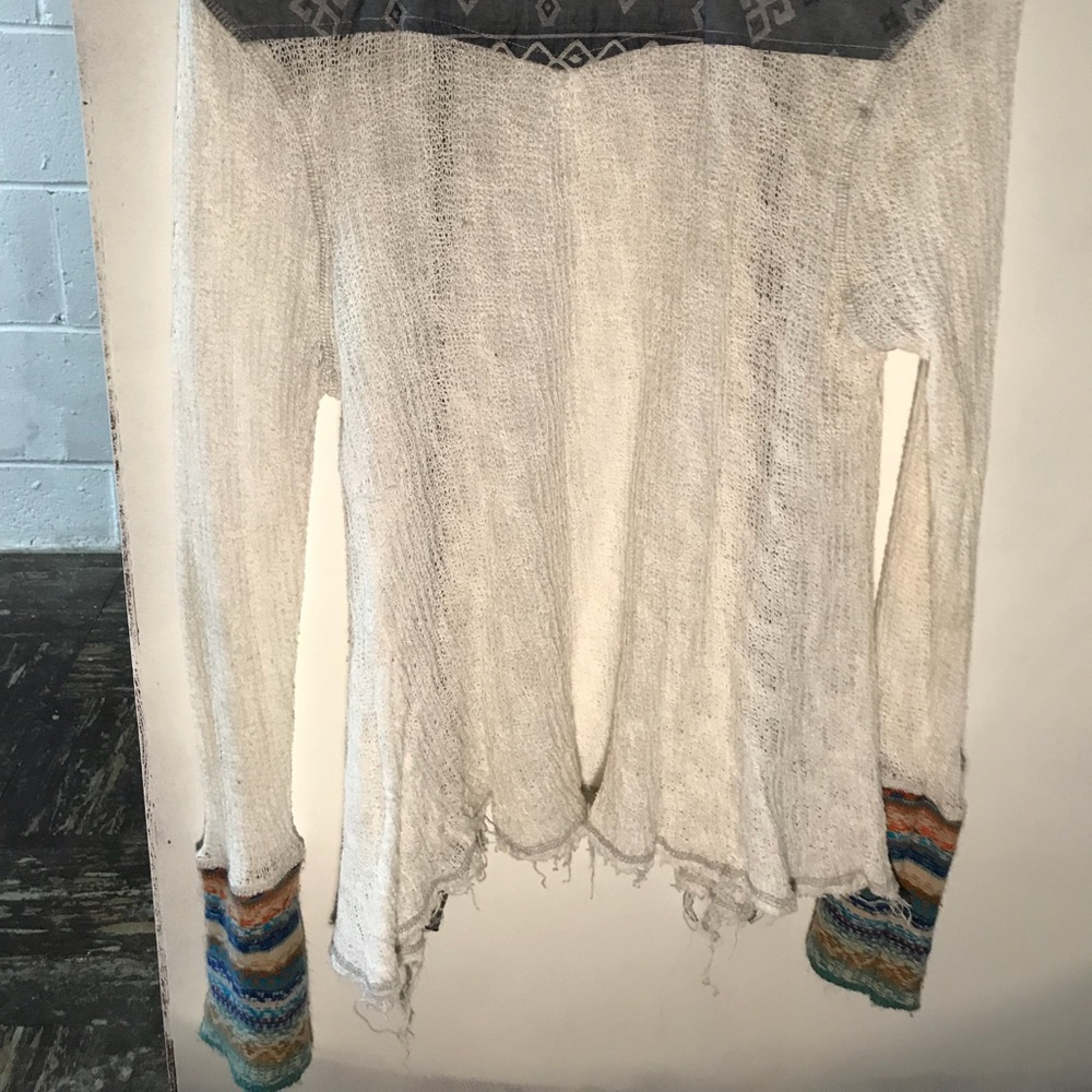 Gimmicks sweater